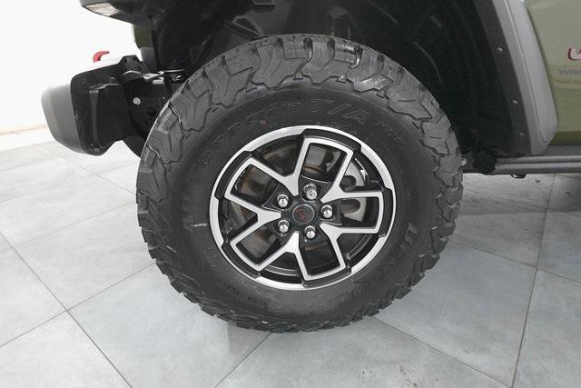 Photo of 2024 Sarge Green Clearcoat Jeep Wrangler