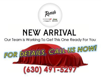 Photo of 2026 Bright White Clearcoat Chrysler Pacifica