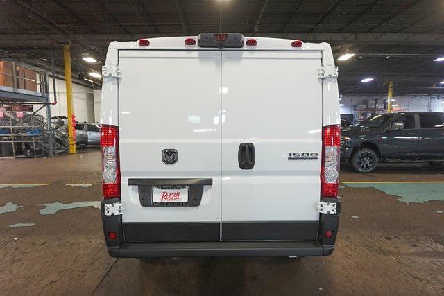 Photo of 2025 Bright White Clearcoat RAM ProMaster 1500