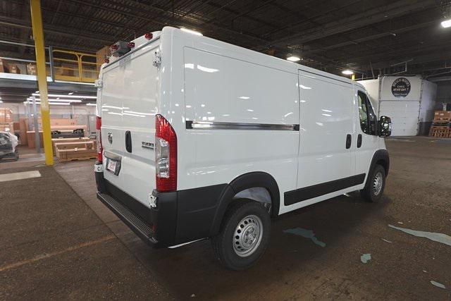 Photo of 2025 Bright White Clearcoat RAM ProMaster 1500