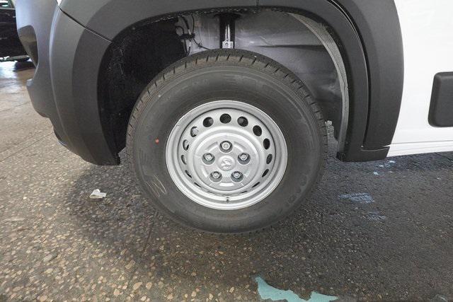 Photo of 2025 Bright White Clearcoat RAM ProMaster 1500