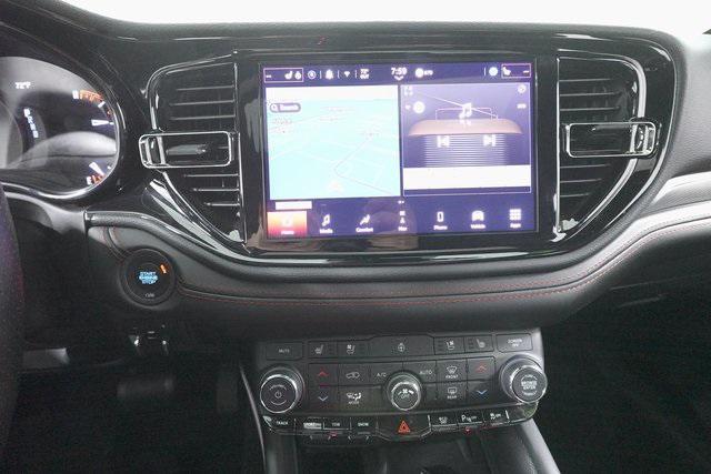 Photo of 2024 Frostbite Pearlcoat Dodge Durango