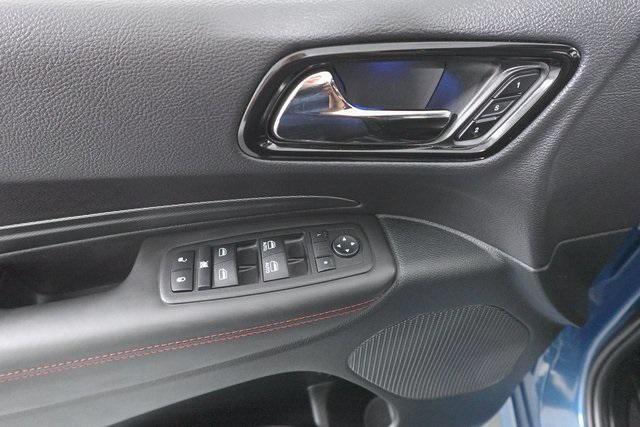 Photo of 2024 Frostbite Pearlcoat Dodge Durango