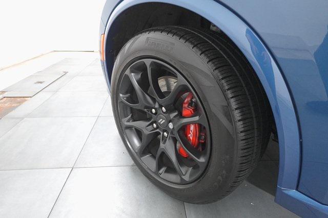 Photo of 2024 Frostbite Pearlcoat Dodge Durango