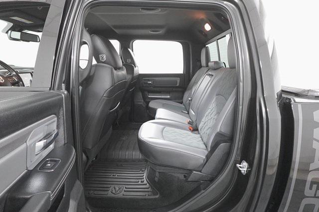 Photo of 2017 Brilliant Black Crystal Pearlcoat RAM 2500