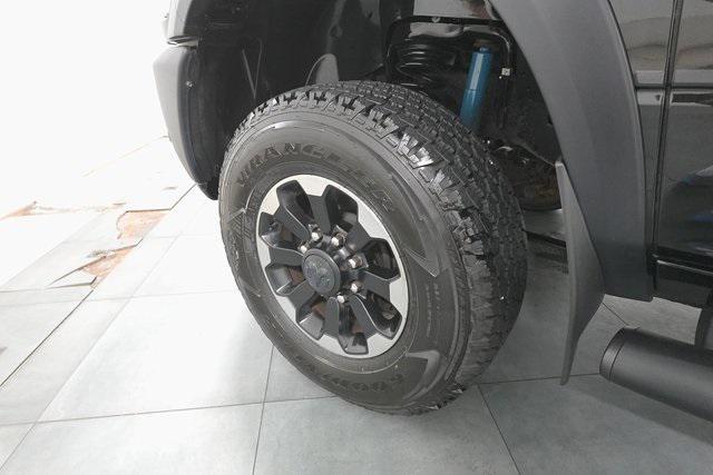 Photo of 2017 Brilliant Black Crystal Pearlcoat RAM 2500