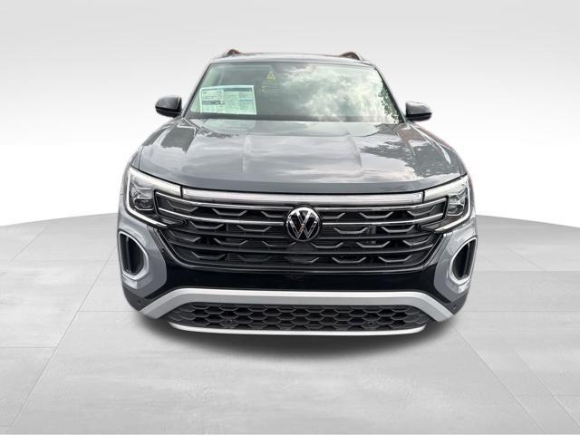 Photo of 2025 Pure Gray Volkswagen Atlas