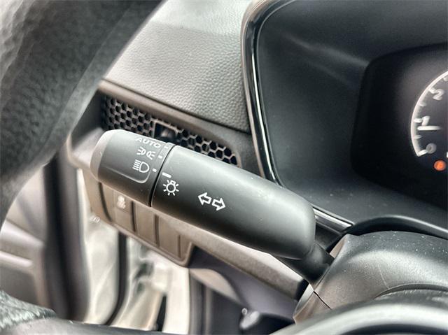 Photo of 2025 Platinum White Pearl Honda CR-V