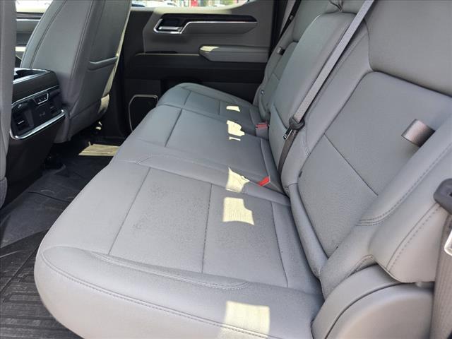 Photo of 2024 Summit White GMC Sierra 1500