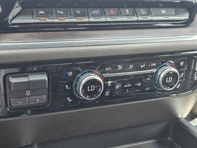 Photo of 2024 Summit White GMC Sierra 1500
