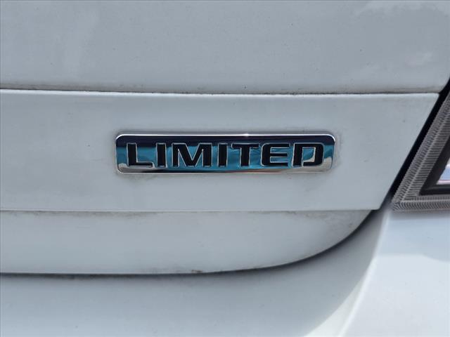 Photo of 2014 White Chevrolet Impala Limited