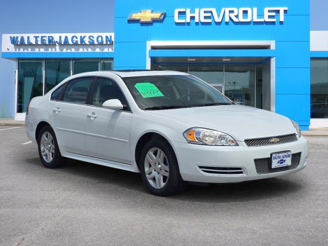 Photo of 2014 White Chevrolet Impala Limited