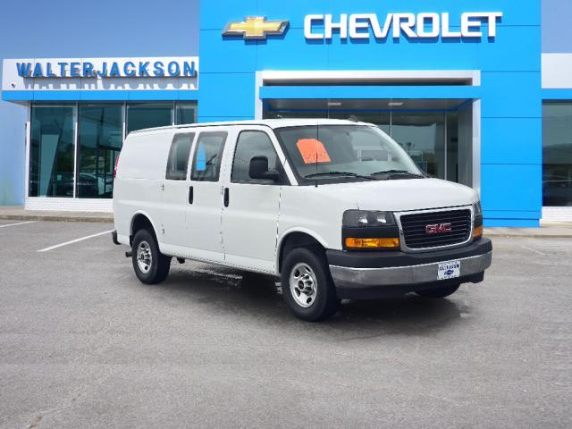 Photo of 2023 Summit White GMC Savana 2500
