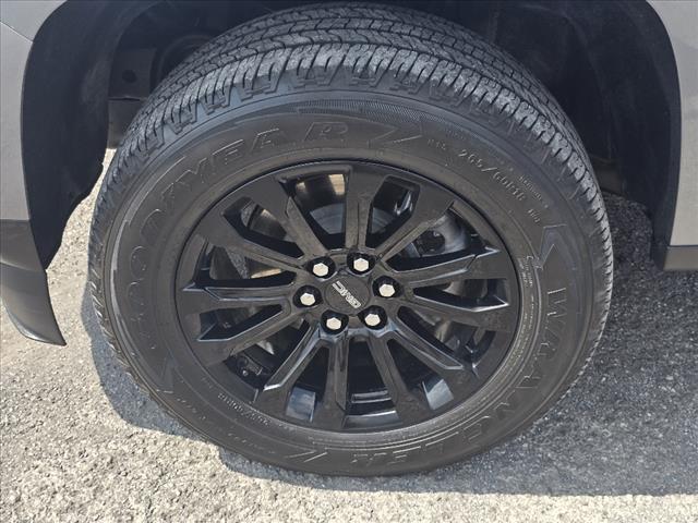 Photo of 2022 Satin Steel Metallic GMC Canyon