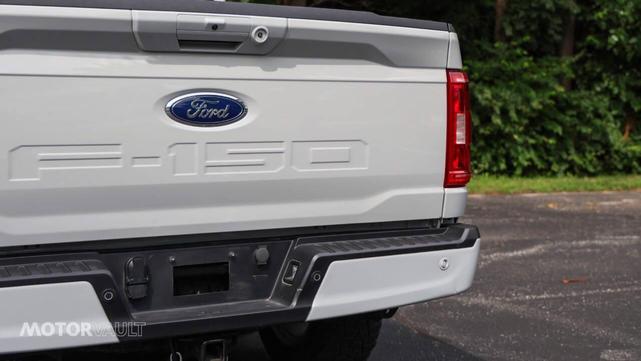 Photo of 2023 Avalanche Gray Ford F-150