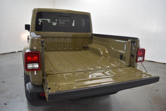 Photo of 2025 41 Jeep Gladiator