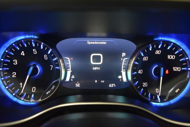 Photo of 2025 Diamond Black Chrysler Pacifica