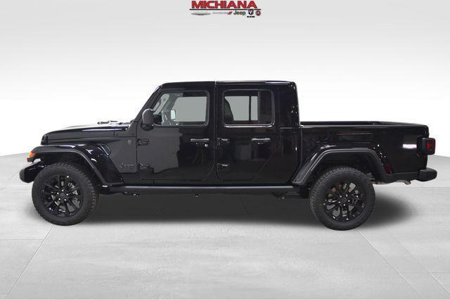 Photo of 2025 Black Clearcoat Jeep Gladiator