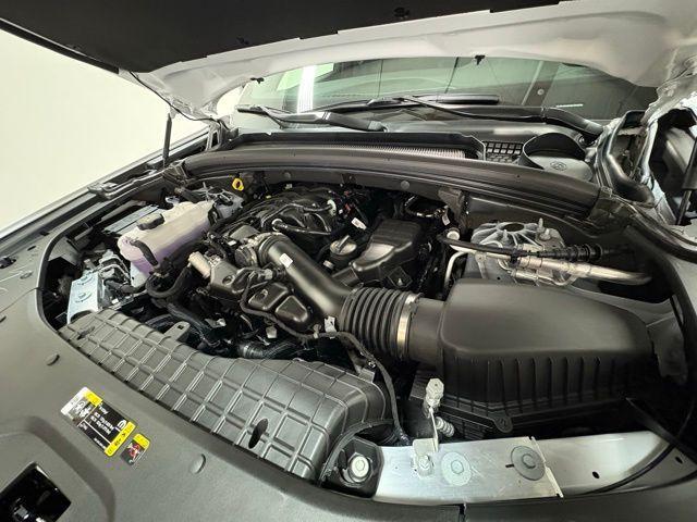Photo of 2025 Bright White Clearcoat Jeep Grand Cherokee