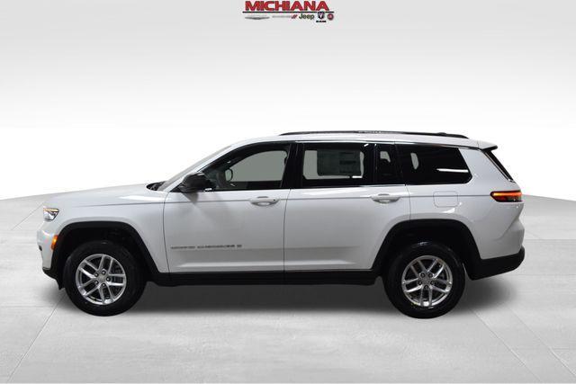 Photo of 2025 Bright White Clearcoat Jeep Grand Cherokee L