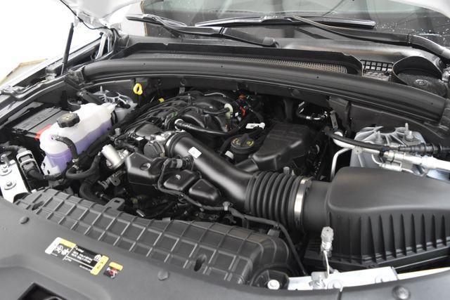 Photo of 2025 Bright White Clearcoat Jeep Grand Cherokee L