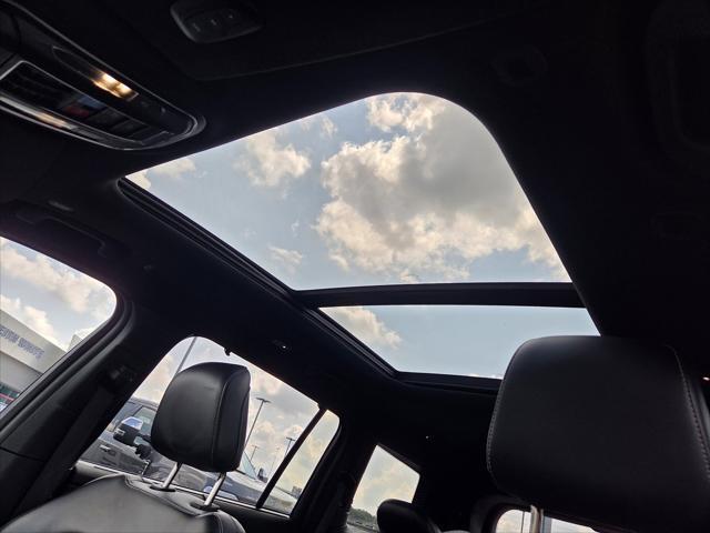 Photo of 2024 Baltic Gray Metallic Clearcoat Jeep Grand Cherokee L