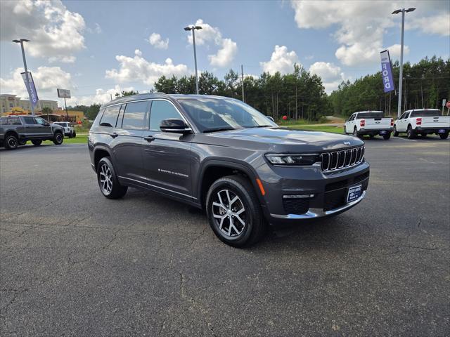 Photo of 2024 Baltic Gray Metallic Clearcoat Jeep Grand Cherokee L