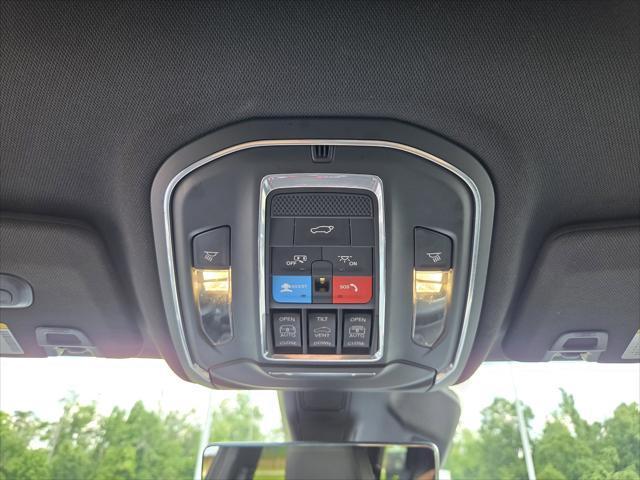 Photo of 2024 Baltic Gray Metallic Clearcoat Jeep Grand Cherokee L