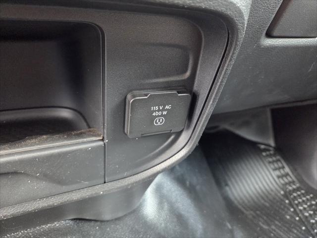 Photo of 2025 Bright White RAM 3500