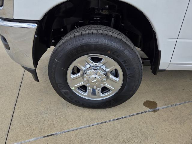 Photo of 2025 Bright White RAM 3500