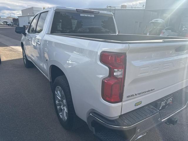 Photo of 2022 Iridescent Pearl Tricoat Chevrolet Silverado 1500