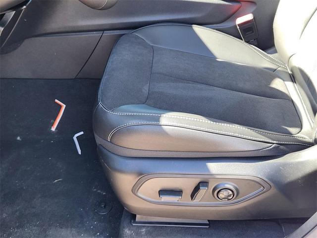 Photo of 2025 Bright White Clearcoat Jeep Grand Cherokee L