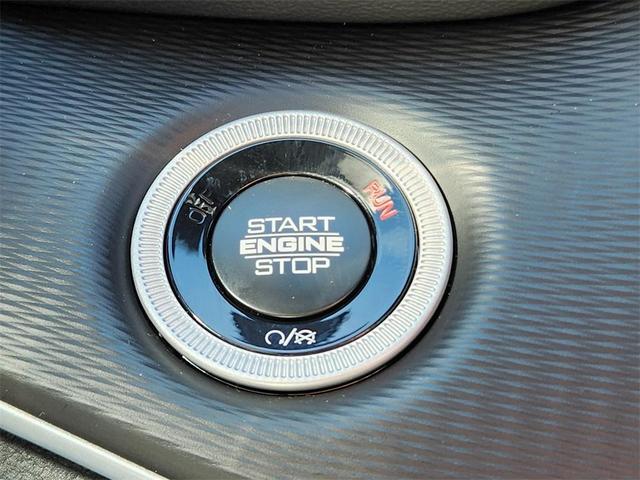 Photo of 2025 Bright White Clearcoat Jeep Grand Cherokee L