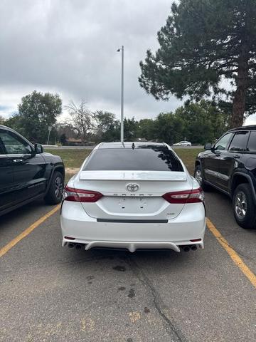 Photo of 2018 White Toyota Camry
