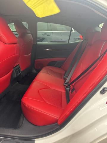 Photo of 2018 White Toyota Camry