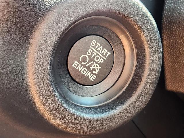 Photo of 2025 Bright Silver Clearcoat Metallic RAM ProMaster 1500