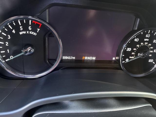 Photo of 2021 Oxford White Ford Expedition