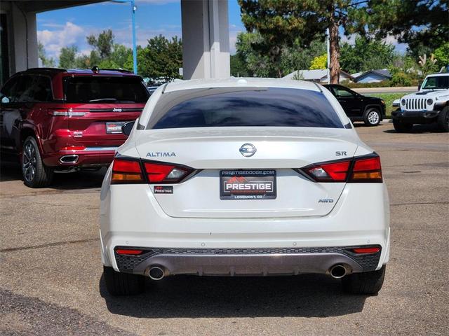 Photo of 2020 White Nissan Altima