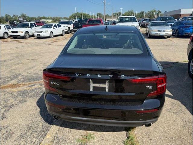 Photo of 2023 Onyx Black Hyundai ELANTRA HEV
