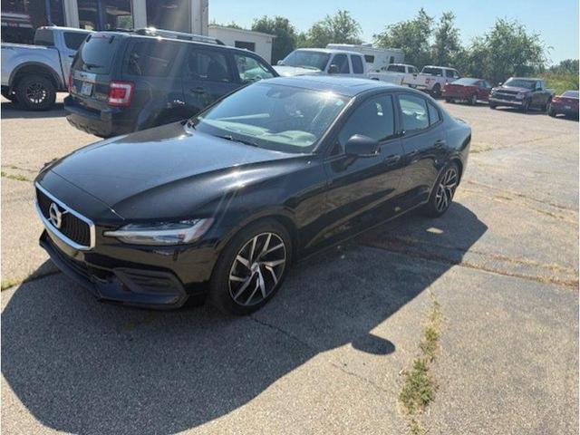 Photo of 2023 Onyx Black Hyundai ELANTRA HEV