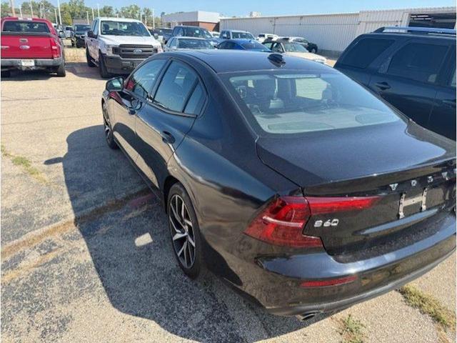 Photo of 2023 Onyx Black Hyundai ELANTRA HEV