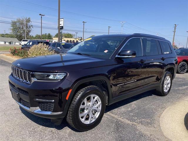 Photo of 2022 Ember Pearlcoat Jeep Grand Cherokee L