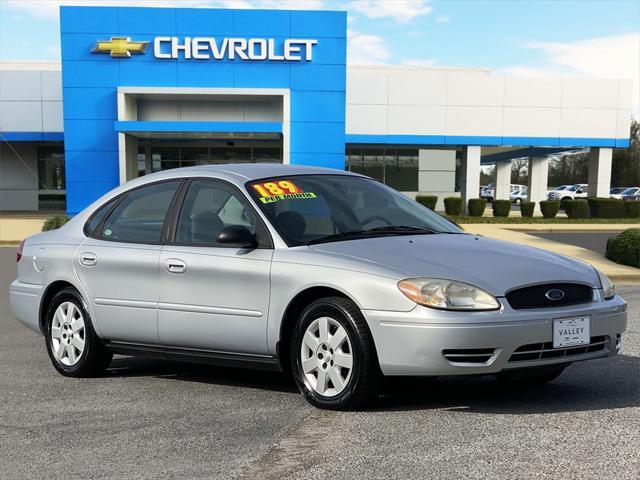 2005 Ford Taurus