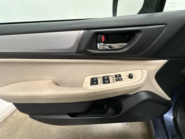 Photo of 2015 Twilight Blue Metallic Subaru Legacy