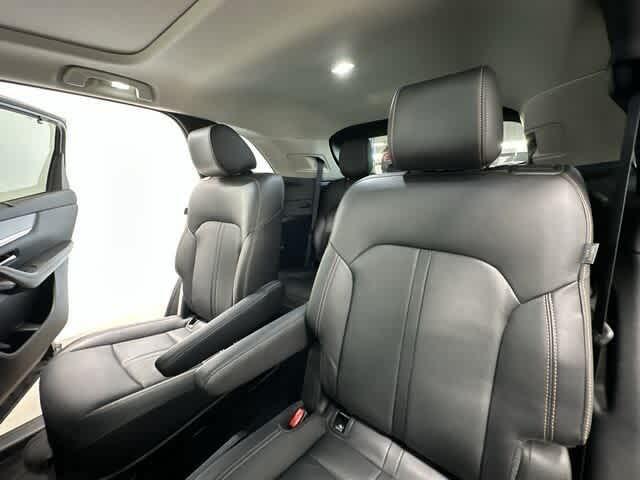 Photo of 2024 Machine Gray Metallic Mazda CX-90