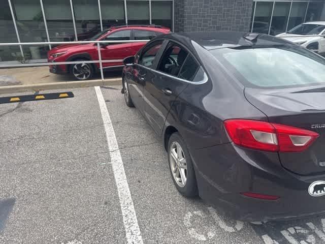 Photo of 2016 Tungsten Metallic Chevrolet Cruze