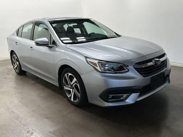 Photo of 2022 Ice Silver Metallic Subaru Legacy