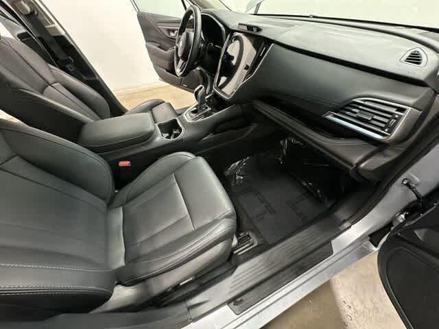 Photo of 2022 Ice Silver Metallic Subaru Legacy