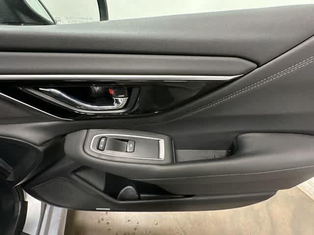 Photo of 2022 Ice Silver Metallic Subaru Legacy