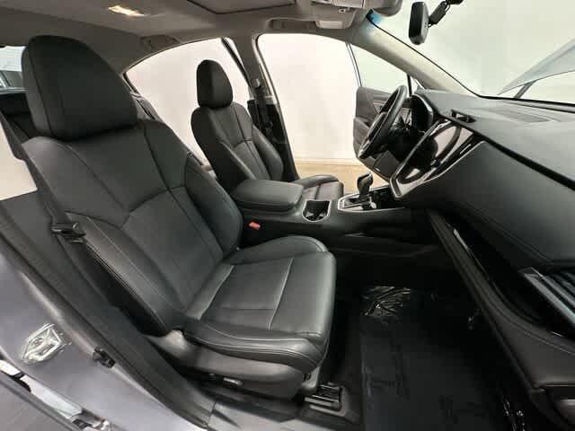 Photo of 2022 Ice Silver Metallic Subaru Legacy